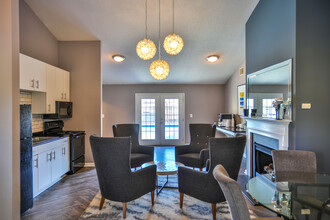 Destination at Union in Gastonia, NC - Building Photo - Interior Photo