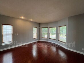 10631 Englewood Ave in Cleveland, OH - Building Photo - Building Photo