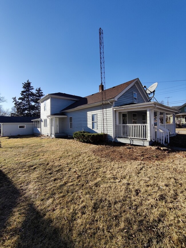 property at 319 N Hugh St