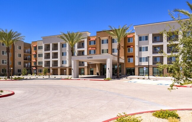 Suncrest Vista at Canyon Trails 55+ Apartm...
