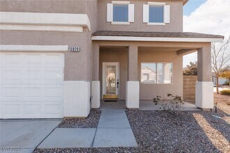 5029 Cascade Pools Ave in Las Vegas, NV - Foto de edificio - Building Photo
