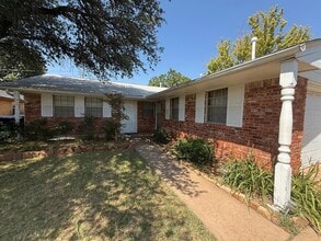 1101 NW 103rd St in Oklahoma City, OK - Building Photo - Building Photo