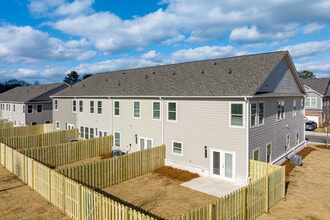 Tranquil Gardens in Acworth, GA - Building Photo - Building Photo