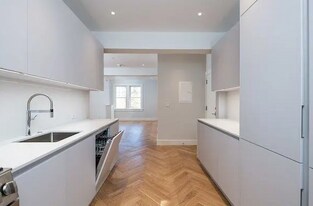 7 Forest St, Unit #32 in Cambridge, MA - Building Photo