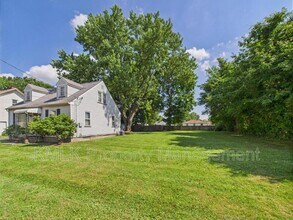 975 Glenwood St NE in Warren, OH - Building Photo - Building Photo