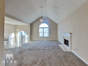 123 Eagle Glen Dr in Woodstock, GA - Foto de edificio - Building Photo