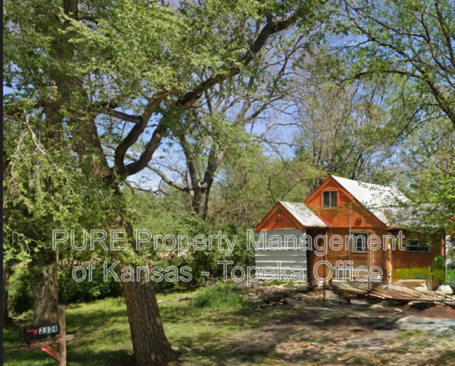 2324 SE Michigan Ave
