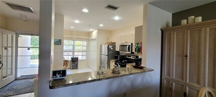 3039 Horizon Ln in Naples, FL - Building Photo - Building Photo