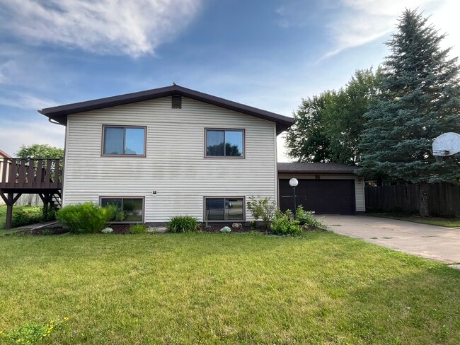 property at 706 S 12th St