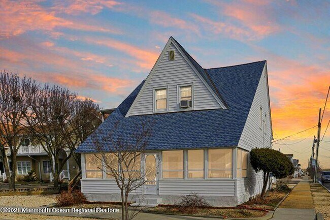 807 Grand Central Ave-Unit -1 in Lavallette, NJ - Building Photo - Building Photo