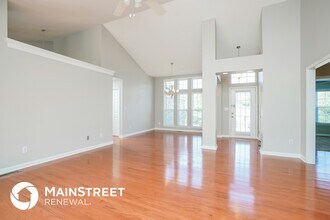 1706 Shetland Ln in Spring Hill, TN - Foto de edificio - Building Photo