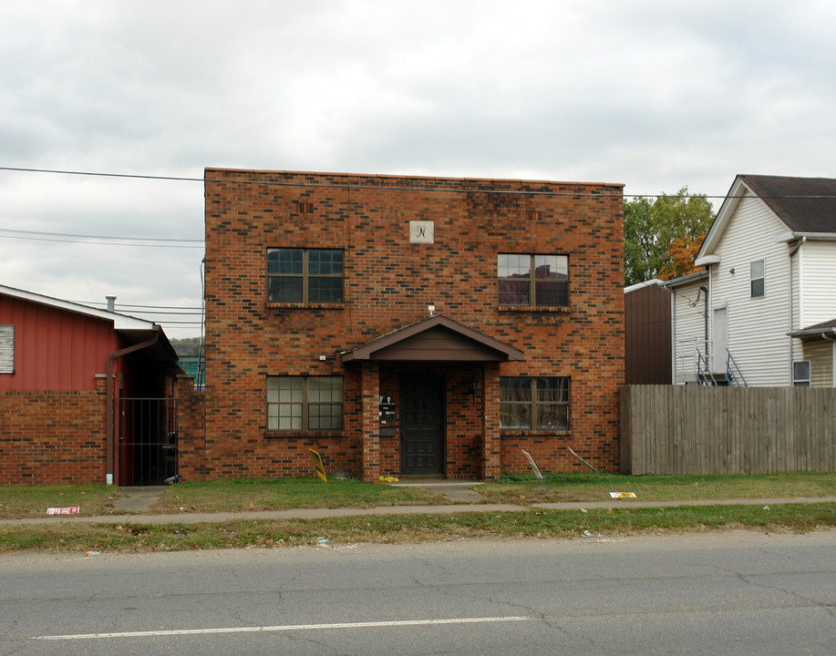 1521 Washington Ave in Huntington, WV - Building Photo