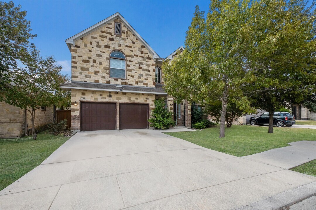 11314 Begonia rock in San Antonio, TX - Building Photo