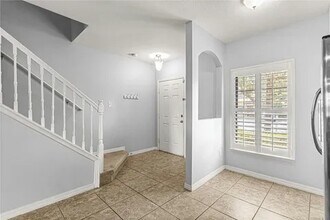 1230 Windsor Lake Cir in Sanford, FL - Building Photo - Building Photo