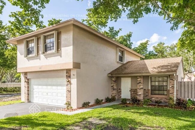 631 Mulberry Ln in Davie, FL - Building Photo - Building Photo