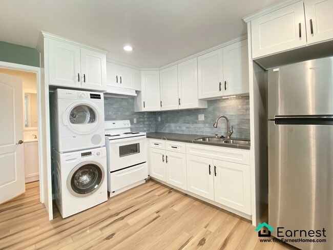 property at 15635 Simonds St
