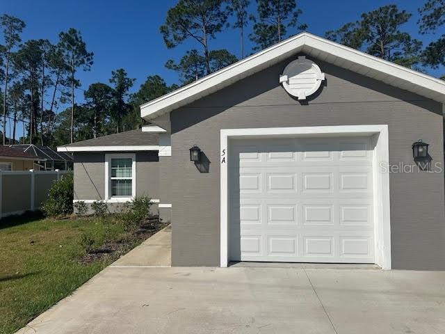 property at 5 Llowick Ct