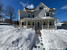 20 Elm St in Seymour, CT - Building Photo
