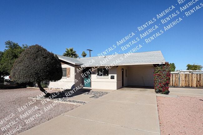 6924 E Cheery Lynn Rd in Scottsdale, AZ - Building Photo - Building Photo