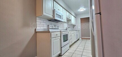 3080 Southdale Dr in Dayton, OH - Building Photo - Building Photo