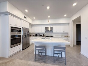 107 Sash in Irvine, CA - Building Photo - Building Photo