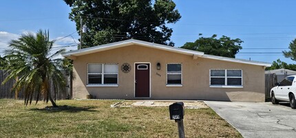 2446 Pepper Ave in Melbourne, FL - Building Photo - Building Photo