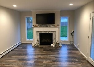 1 Audrey Ln in Centereach, NY - Foto de edificio - Building Photo