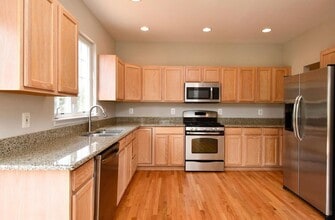 6311 Hot Spring Ln in Fredericksburg, VA - Building Photo - Building Photo