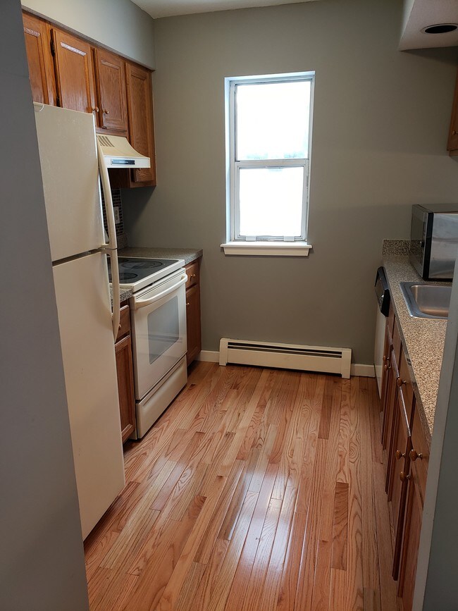 70 Old Town Rd Apartments and Nearby Vernon Apartments For Rent