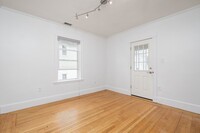 30 Boulevard Ter, Unit 1 in Boston, MA - Building Photo - Building Photo