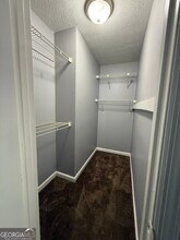 5902 N Castlegate Dr in Atlanta, GA - Building Photo - Building Photo