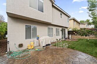 28654 Silverking Trail in Santa Clarita, CA - Building Photo - Building Photo