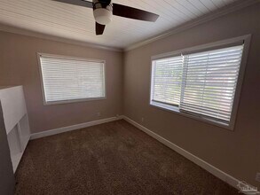 1809 E Lee St in Pensacola, FL - Building Photo - Building Photo