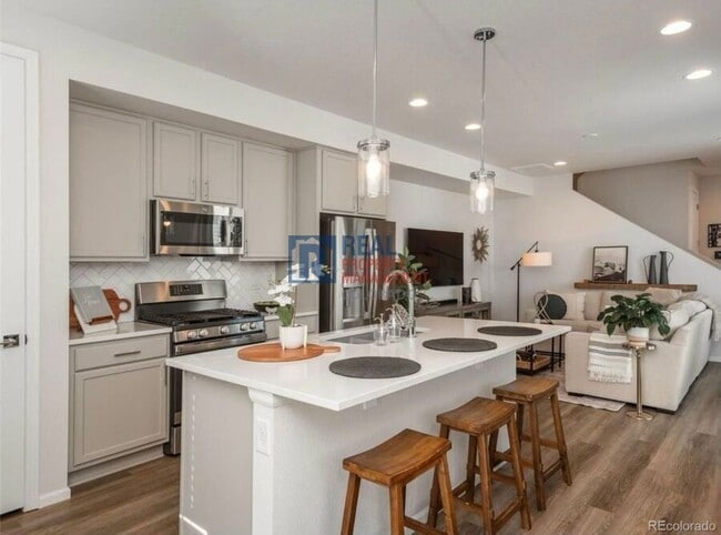 1675 S Andes Way in Aurora, CO - Building Photo - Building Photo