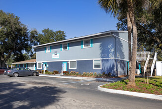 zLakewood Oaks in Jacksonville, FL - Foto de edificio - Building Photo