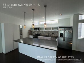 5810 14th Ave NW in Seattle, WA - Building Photo - Building Photo