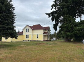 345 SE Church St in Sublimity, OR - Building Photo