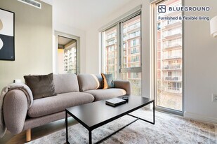 600 4th St SW in Washington, DC - Building Photo