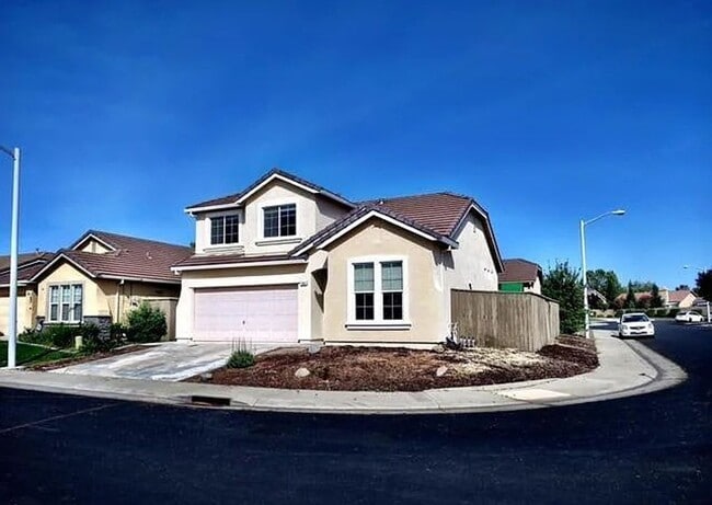 1800 Broad Stripes Way in Roseville, CA - Building Photo - Building Photo
