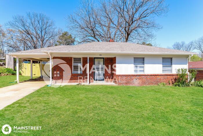 1372 Ashville Dr Photo