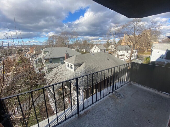 property at 175 Trapelo Rd