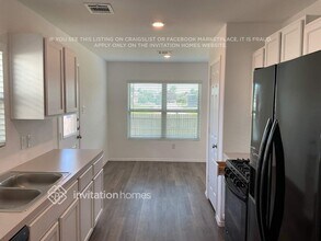 5928 Rimini Landing Ln in Porter, TX - Foto de edificio - Building Photo