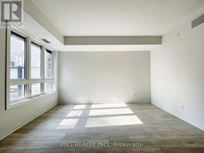 4045 Hickory Dr in Mississauga, ON - Building Photo - Building Photo