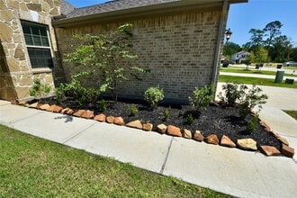 22491 Kinley St in New Caney, TX - Building Photo - Building Photo