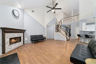 11322 Hillside Glen Trail in Houston, TX - Building Photo - Building Photo