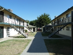 116 Beardsley Ave in Bakersfield, CA - Building Photo - Building Photo