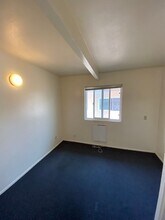 6743 Del Playa Dr in Goleta, CA - Building Photo - Building Photo