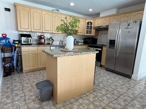 1803 SW 104th Pl in Miami, FL - Building Photo - Building Photo