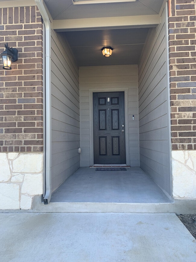 968 Aurora Grv Bnd in Temple, TX - Building Photo - Building Photo