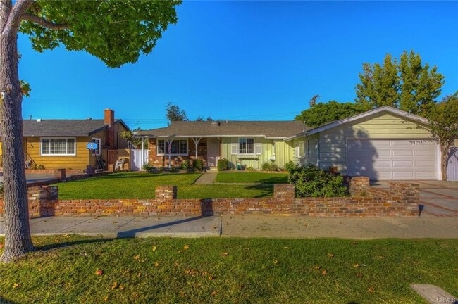 property at 1054 N Grand St